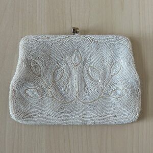 Vintage Cream Beaded Clutch